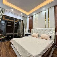 Bán Nhà Phố Hoàng Mai 38 M X 4 Tầng Rất Đẹp Với 4 Ngủ , Thoáng Sáng.