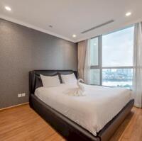 Cho thuê căn hộ 2PN Vinhomes Central Park 90m2 phòng khách rộng view thoáng giá tốt.