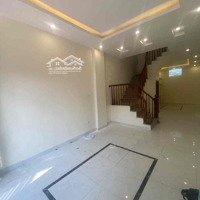 Nhà 3 Tầng Hơn 49M2 X3, Còn 1 Căn *** Ô Tô Đỗ Tận Cửa Uôn Ạ