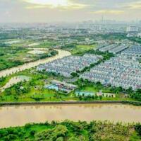 Bán nhà phố Park Riverisde Quận 9 full nội thất đẹp.