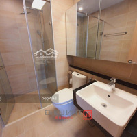 Bán Gấp Căn Hộ 2 Ngủ 91M2 View Thoáng, Nhà Nguyên Bản Tòa 902 Starlake. Liên Hệ: 0989734734