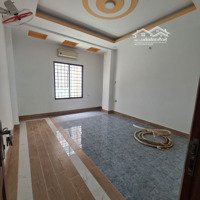 Nhà Mới Keng, (4X15M 2 Lầu 4Pn)Hẽm Xe Hơi161/**/** Lạc Long Quân Q11 - 15 Triệu