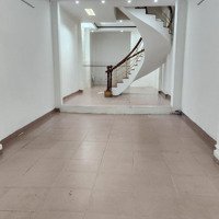 Cho Thuê Nhà 150/10 Nguyễn Trãi Phường Bến Thành, Quận 1.Diện Tích4,5M X 20M, Trệt- 2 Lầu,