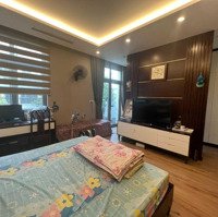 Cho Thuê Biệt Thự Liền Kề Bên Hồ 12Ha Vinhomes The Harmony, Full Nội Thất Cao Cấp, Giá Chỉ 32 Triệu/Th