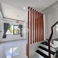 Nhà Phường 6 - Cách Lê Thi Hồng Gấm Chỉ 50M