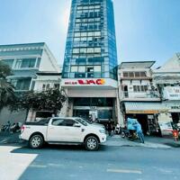 chuyển nhượng khách sạn 4 sao mặt biển Đà Nẵng 90 phòng diện tích đất 500m2 giá đầu tư