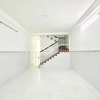 Nhà Lầu Đẹp 80M2 Đông Nam 4 Phòng Ngủvừa Ở Vừa Kd,Gần Chợ Khu Dâncu 586 Crang