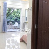 Chdv Đẹp-Quận 11-Có Thang Máy-Gần Đầm Sen-An Ninh