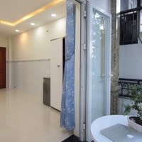 Chdv Đẹp-Quận 11-Có Thang Máy-Gần Đầm Sen-An Ninh