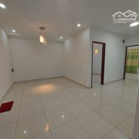 Cho Thuê C/C Phú Thạnh 100M2 3 Phòng Ngủ Có Máy Lạnh Đc 53 Nguyễn Sơn