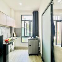 Cho thuê căn hộ siêu rộng mới Tách Bếp- Ban công tại Ung Văn Khiêm, Bình Thạnh