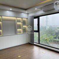 Chính chủ bán 75,5m2 nhà 7 tầng Ngõ 1 Phố Đào Văn Tập - Việt Hưng. View vườn hoa, có thang máy