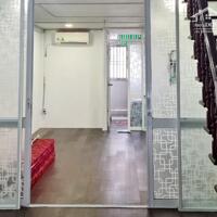 Cho thuê căn hộ 50m2, 2 phòng ngủ hẻm Trần Đình Xu, Quận 1