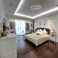 Cho Thuê Nhanh Căn Hộ 3 Phòng Ngủ 2 Vệ Sinhfull Nt Cao Cấp Y Hình 174M2 Giá 3.500$