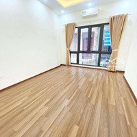 Nhà 4.5 Tầng, 30M2, Mới Đẹp, Kinh Doanh Nhỏ, Phố Thụy Khuê Tây Hồ