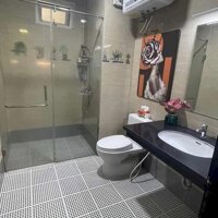 Bán căn hộ 130.5m2- 3PN - chung cư Hồ Gươm Plaza Trần Phú- Full nội thất xịn- view TP- Nhỉnh 2 tỷ