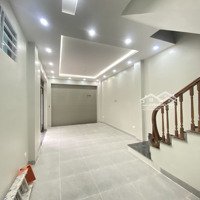 Nhà Mới Xây 40M2 X 5Tang X 4 Phòng Ngủ- Louis City, Đại Mỗ , Nam Từ Liêm