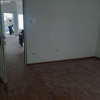 Cho Thuê Nhà Ngõ 99 Phố Nguyễn Khang,Diện Tích75M2 X 4 Tầng , 22 Triệu/Th