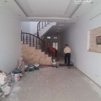 Cho Thuê Nhà Ngõ 99 Phố Nguyễn Khang,Diện Tích75M2 X 4 Tầng , 22 Triệu/Th