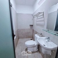 Trống Sẵn 1 Studio Full Nội Thất,Bancol Thoáng Ngay Mặt Tiền Xa Lộ Hn