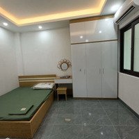 Cho Thuê Nhà Duy Tân.diện Tích50M2, 4 Tầng, Lô Góc. Giá 25 Tr/Thg