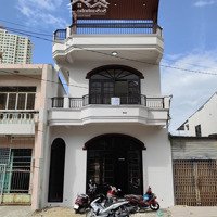 Nhà Mặt Tiền, Thích Hợp Làm Vp Tại 161 Nguyễn Bỉnh Khiêm, Nha Trang.