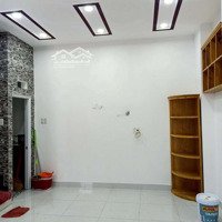 Trung Tâm Phú Nhuận_Phan Đăng Lưu. Diện Tích: 40M2. 6,3×7. 4Tầng. 5 Phòng Ngủ Giá 7Tỷ.