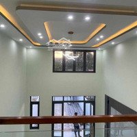 Bán Gấp Nhà 1 Trệt, 1 Lầu, Kcn Mỹ Phước 3 Bình Dương