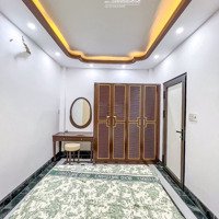 Bán Nhà Trục Chính Hẻm 3-4 Nguyễn Văn Cừ , 3 Phòng Ngủ