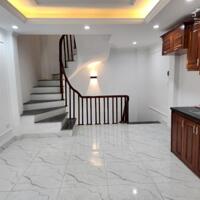 Bán nhà P. Kim Giang, Thanh Trì, HN, DT 30m2, MT 4m , giá bán 4.95 tỷ Lh 0981691509