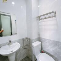 Căn hộ ban công thoáng full nội thất giá mềm ngay Nguyễn Văn Thương, Gần vòng Xoay Hàng Xanh Bình Thạnh