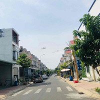 Nhà Giá Rẻ Phú Hồng Thịnh 8 Bình Chuẩn - Thuận An