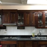 Cho Thuê Căn Hộ Tập Thể 80M2 Phố Huỳnh Thúc Kháng, Hà Nội