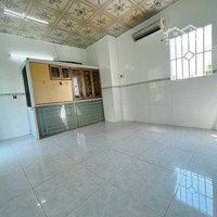 Cho Thuê Nhà Lầu 20M2 P4 Q8 Cao Lỗ Có Máy Lạnh