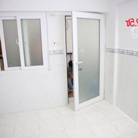 2, 3 Triệu Phòng Sạch Sẽ Hiện Đại Trung Tâm Q7