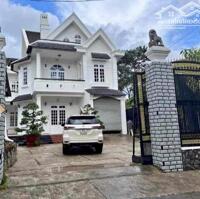 Cho thuê villa view đẹp tại Hoàng Hoa Thám Đà Lạt