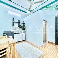 Cho Thuê Chdv 1 Phòng Ngủrộng 40M2 Ngay Thoại Ngọc Hầu - Tân Phú