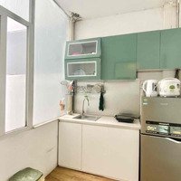 Studio Full Nội Thất Tách Bếp Sát Cầu Ng Văn Cừ