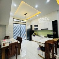 Bán Nhà Đề Thám Quận 1 - Hẻm 6M - Sd 200M2 - 12,8 Tỷ.