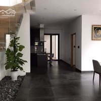 Cho Thuê Biệt Thự 3 Tầng Đẹp -Mặt Tiềnbùi Tá Hán - Nice Villa For Rent