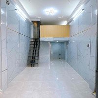 Nhà Trệt 2 Lầu 2P2Wc