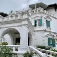 ⚜️ Bán Siêu Biệt thự Lâu đài Ngọc Thụy, Long Biên, 2330m2 4T, MT 20m, Chỉ 130 Tỷ ⚜️