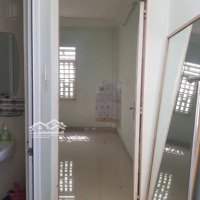 Phòng Trọ 16M² Đường Tôn Đản, Q.4 Cho Sinh Viên Nữ Thuê