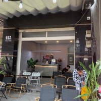 Cần Sang Quán Cafe Đuòng Vĩnh Khánh