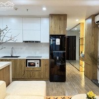 Căn 3 Phòng Ngủ Full Đồ Mới 100% Tại Discovery Complex 302 Cầu Giấy