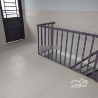 Cho Thuê Nhà Sát Chợ Tnpb Đường Đìn Phong Phú 33M2 Giá 4, 4 Triệu/Th