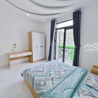 Studio Ban Công + Full Nội Thất Ngay Vòng Xoay Nguyễn Tri Phương Q5