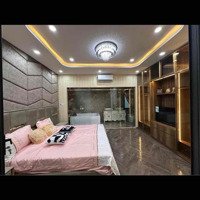 Nhà Đẹp Tân Cổ Điển, Sát Cầu Hoà Xuân