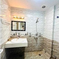 Cho Thuê Nhà Tây Hồ, 5 Tầng, Nội Thất Cao Cấp, 50M2, 15 Triệu