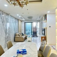 Cho Thuê Căn Hộ 4 Phòng Ngủ View Đẹp Hà Đô Centrosa Nội Thất Như Hình